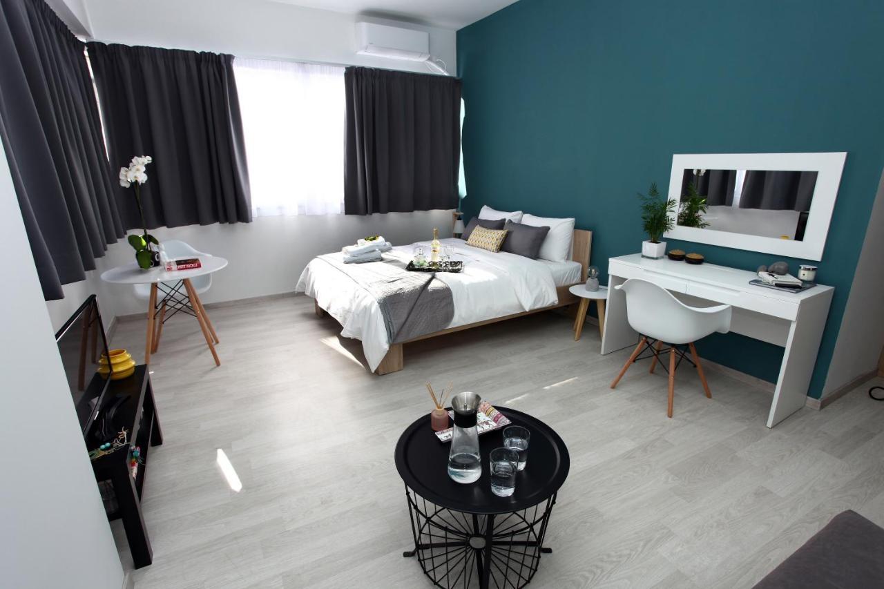 Old Town Hall Suites And Apartments เอเธนส์ ภายนอก รูปภาพ
